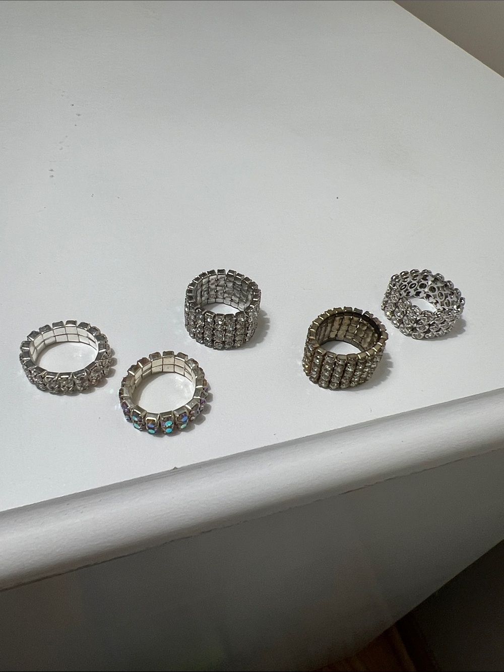 Crystal Pavé Stretch Rings - Clear and Aurora Borealis - Vintage - 5 Rings - Picture 12 of 16